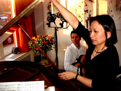 Setting up at the house concert in Utrecht