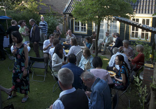 Guests and musicians of Monument House Concert Series Glass Vase Concert in Utrecht. Photo: Serge van Empelen
